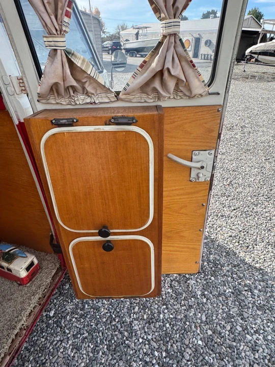 1964 Volkswagen Split-Window Bus - Image 21 of 21