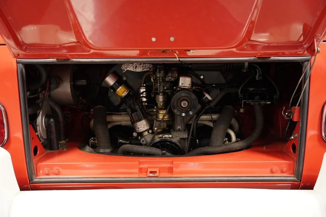 1964 Volkswagen Split-Window Bus - Image 4 of 12