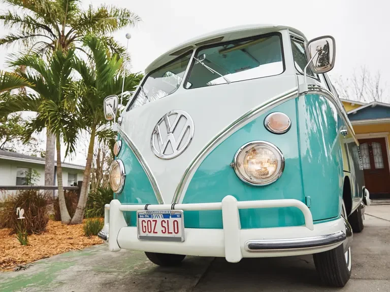 1964 Volkswagen Split-Window Bus - Image 21 of 30