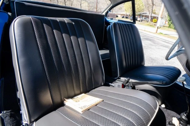 1964 Volkswagen Karmann Ghia Type 14 - Image 4 of 9