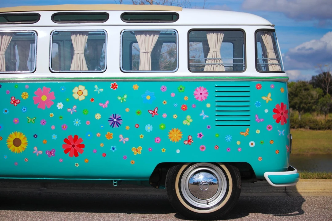 1964 Volkswagen Split-Window Bus - Image 29 of 31