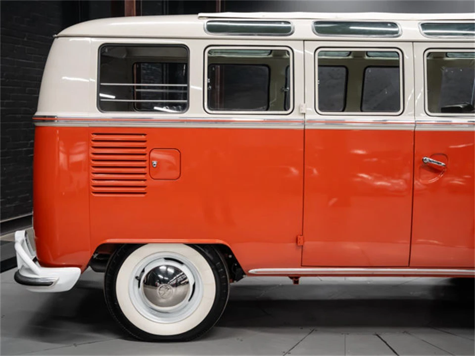 1964 Volkswagen Split-Window Bus - Image 13 of 31