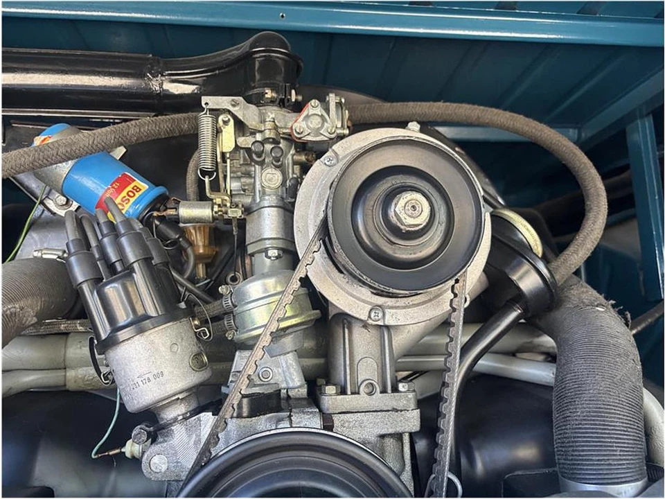 1964 Volkswagen Split-Window Bus - Image 27 of 31