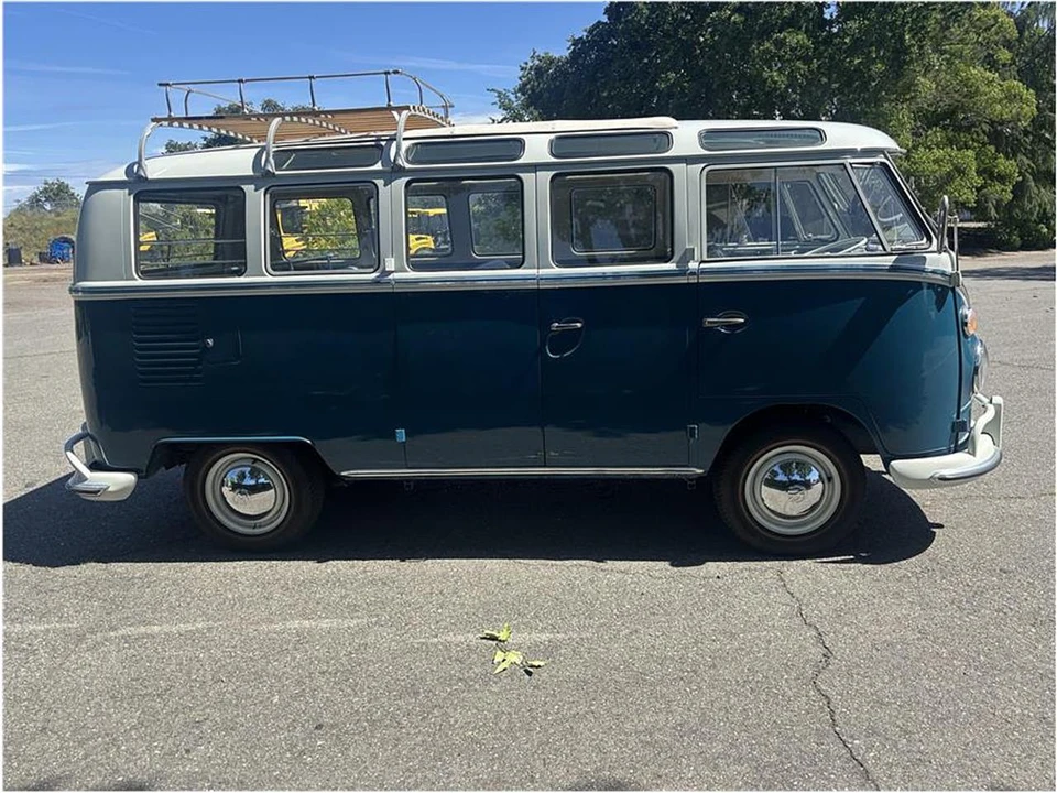 1964 Volkswagen Split-Window Bus - Image 5 of 31