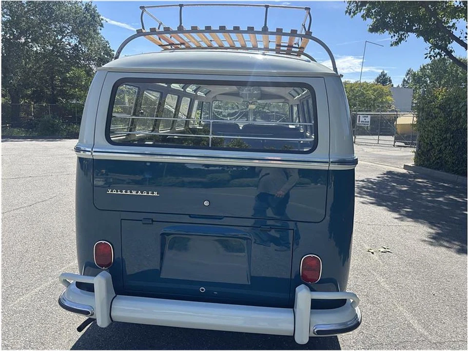 1964 Volkswagen Split-Window Bus - Image 7 of 31