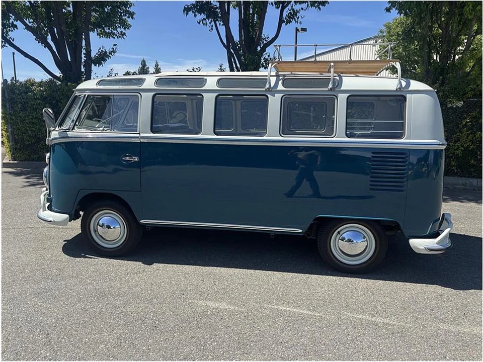 1964 Volkswagen Split-Window Bus - Image 9 of 31
