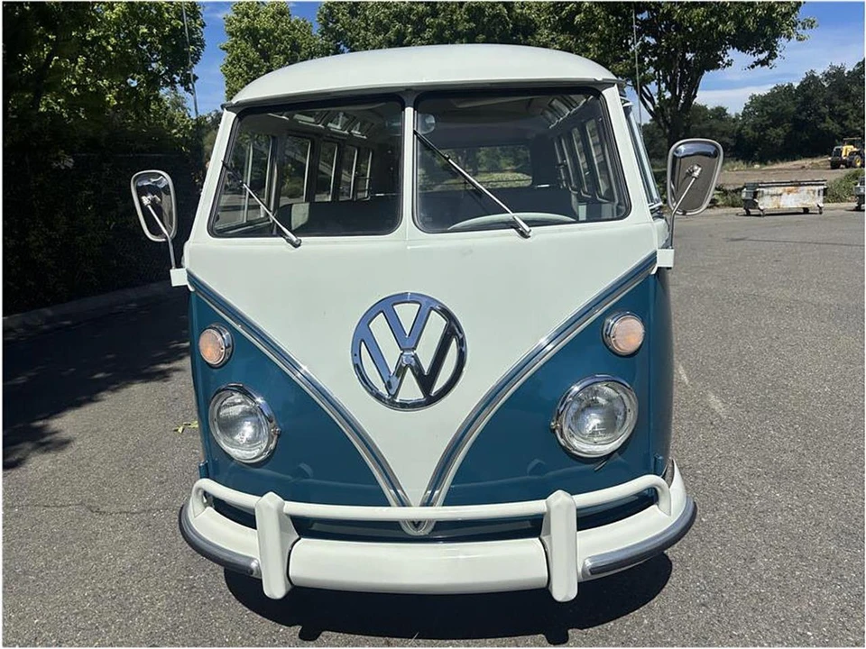 1964 Volkswagen Split-Window Bus - Image 4 of 31