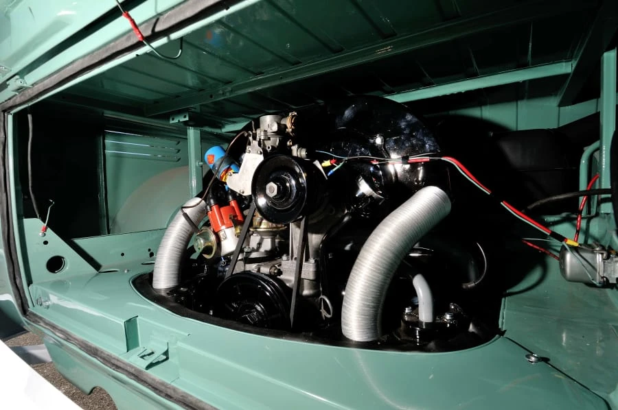 1964 Volkswagen Split-Window Bus - Image 7 of 11