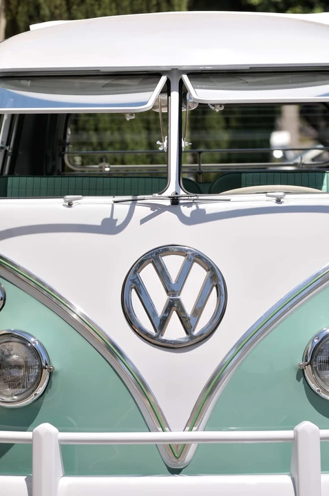 1964 Volkswagen Split-Window Bus - Image 8 of 11