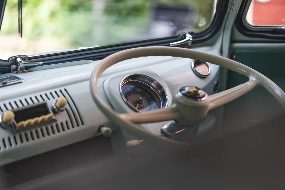1964 Volkswagen Split-Window Bus - Image 29 of 30