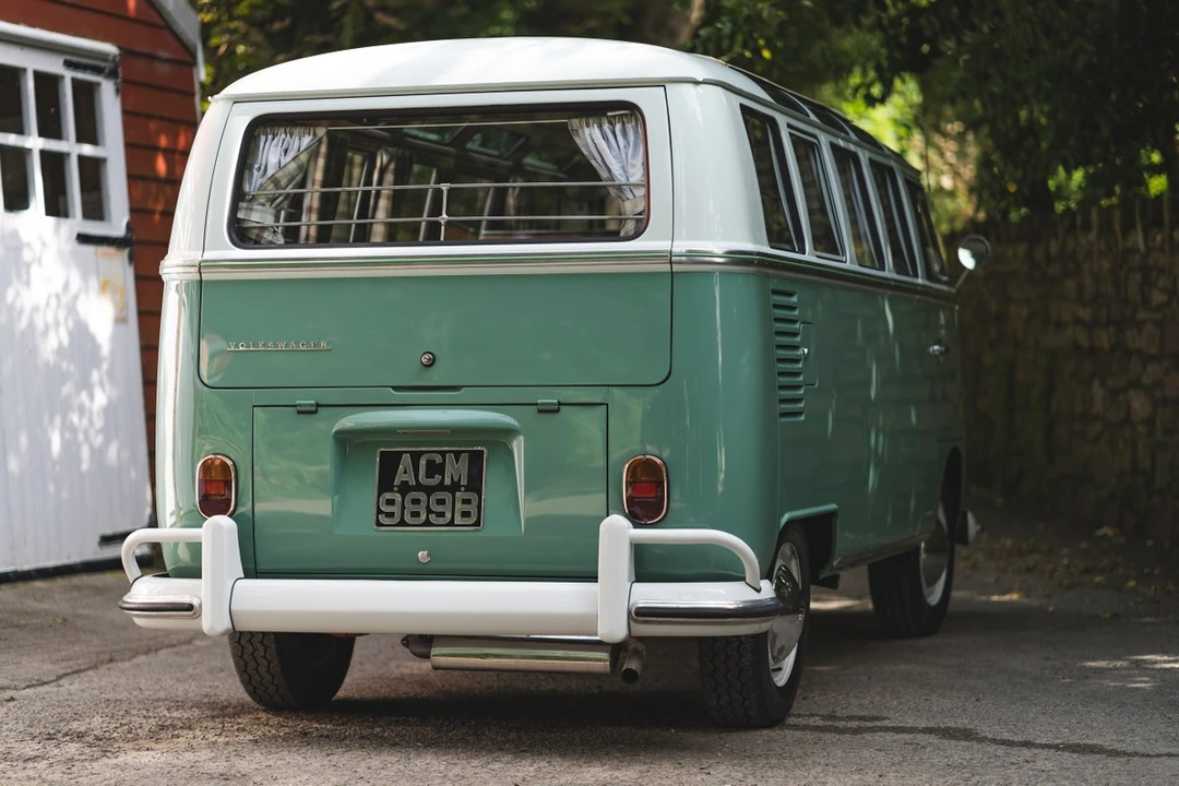 1964 Volkswagen Split-Window Bus - Image 9 of 30