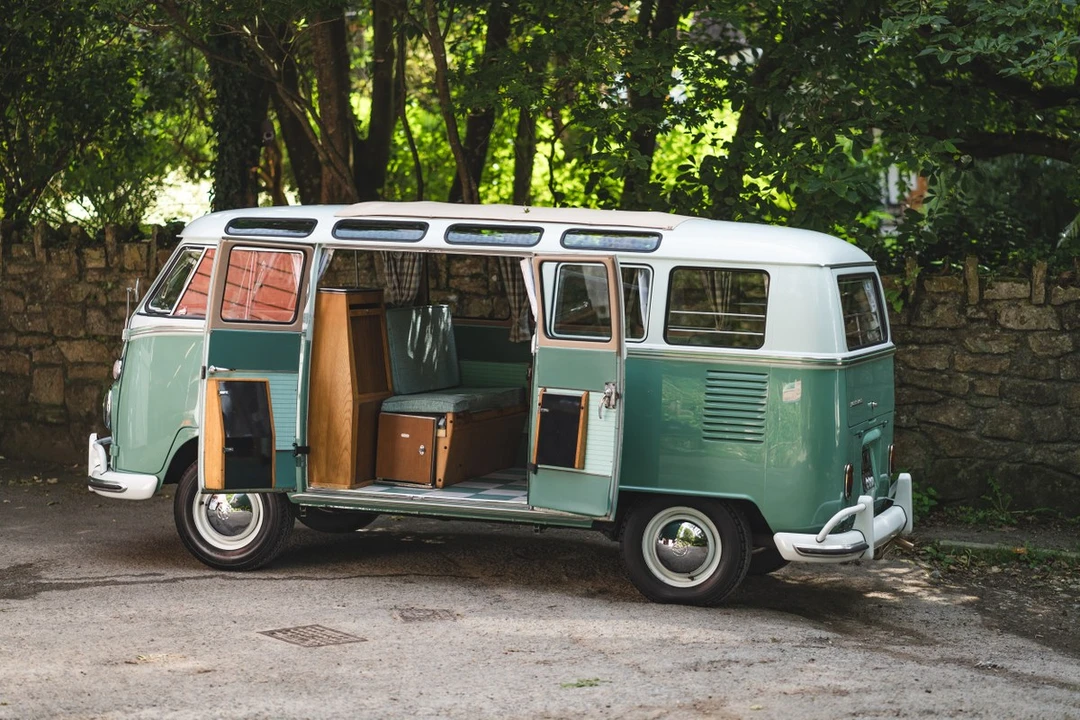 1964 Volkswagen Split-Window Bus - Image 6 of 30