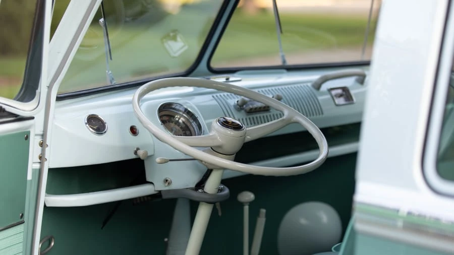 1964 Volkswagen Split-Window Bus - Image 11 of 20