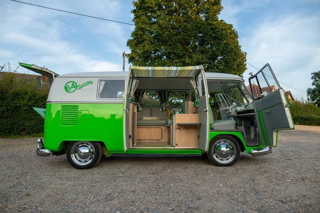 1964 Volkswagen Split-Window Camper - Image 20 of 30