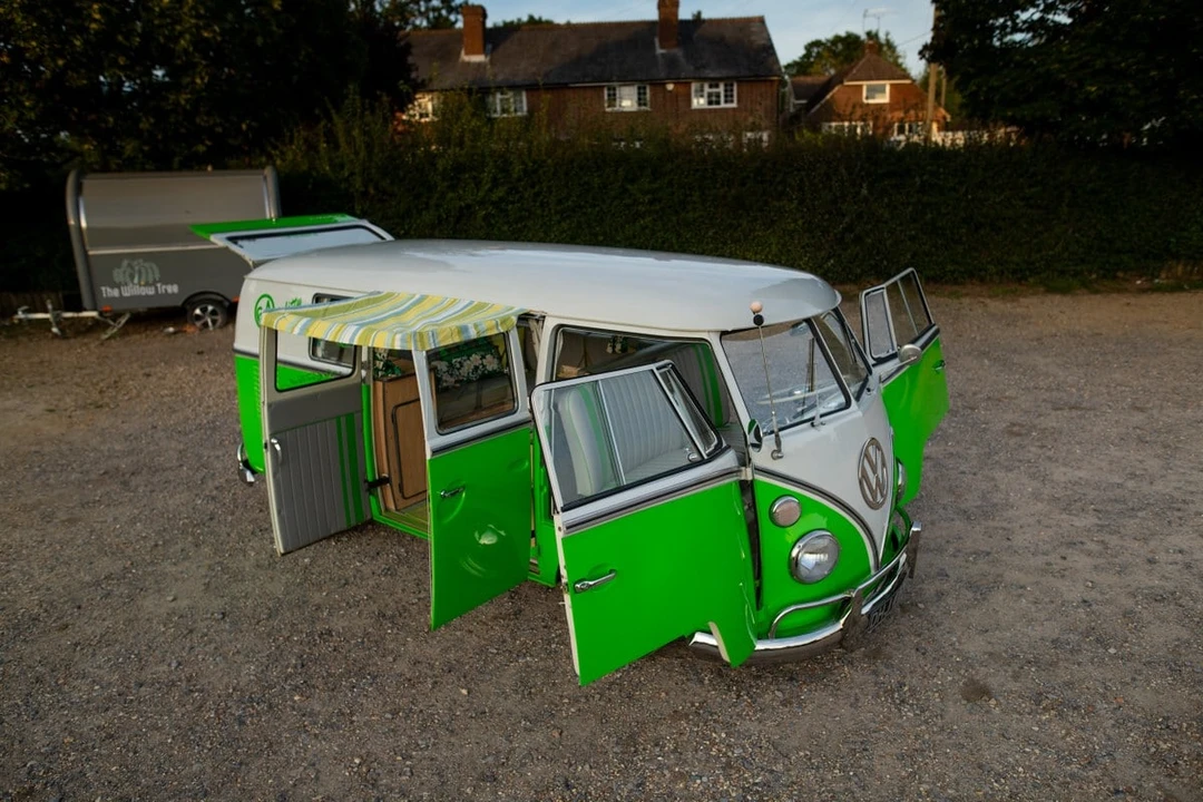 1964 Volkswagen Split-Window Camper - Image 18 of 30