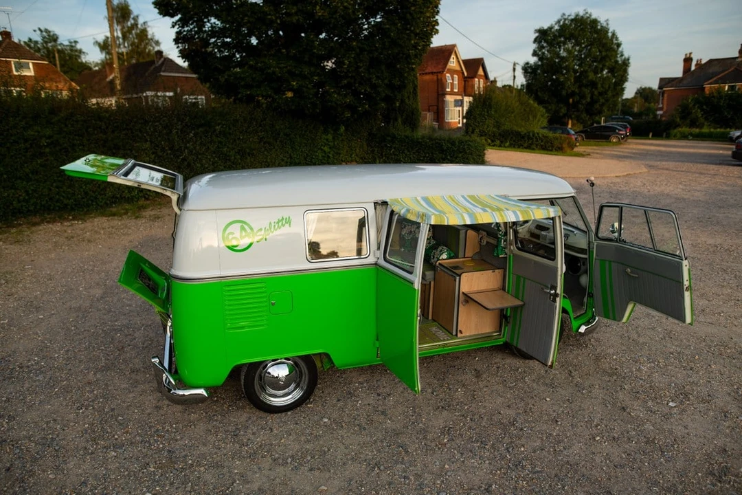 1964 Volkswagen Split-Window Camper - Image 19 of 30