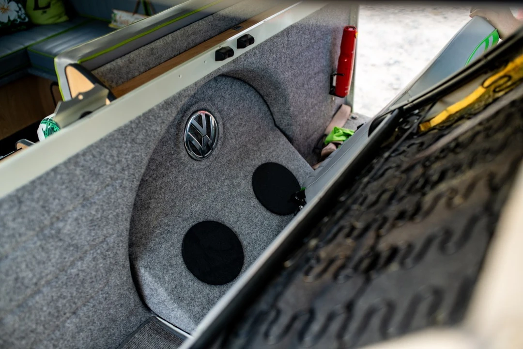 1964 Volkswagen Split-Window Camper - Image 26 of 30
