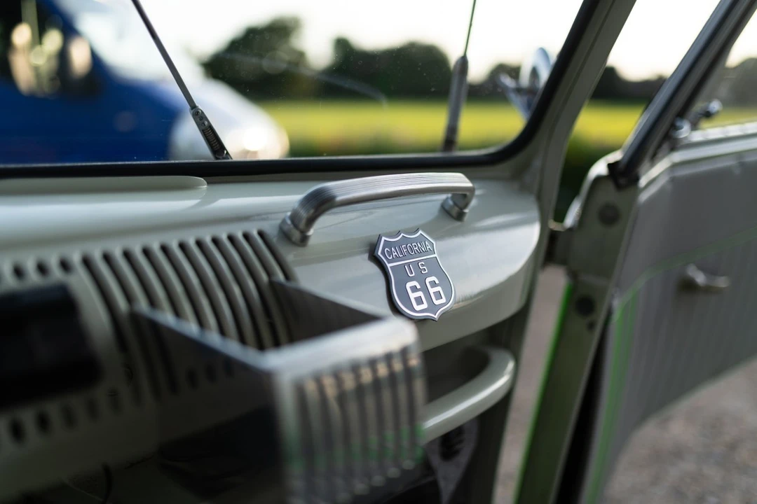 1964 Volkswagen Split-Window Camper - Image 22 of 30