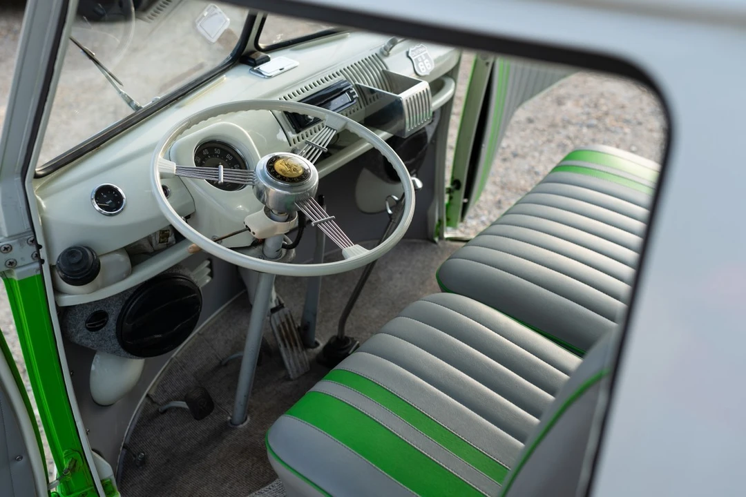1964 Volkswagen Split-Window Camper - Image 18 of 30