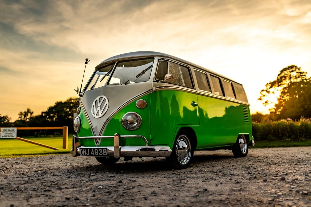 1964 Volkswagen Split-Window Camper - Image 6 of 30