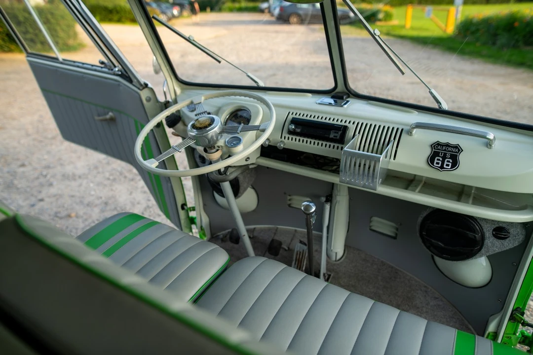 1964 Volkswagen Split-Window Camper - Image 20 of 30