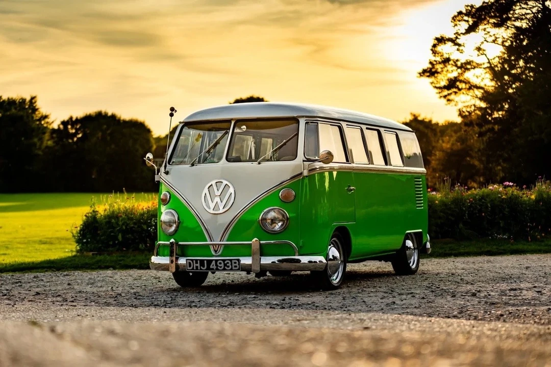1964 Volkswagen Split-Window Camper - Image 8 of 30