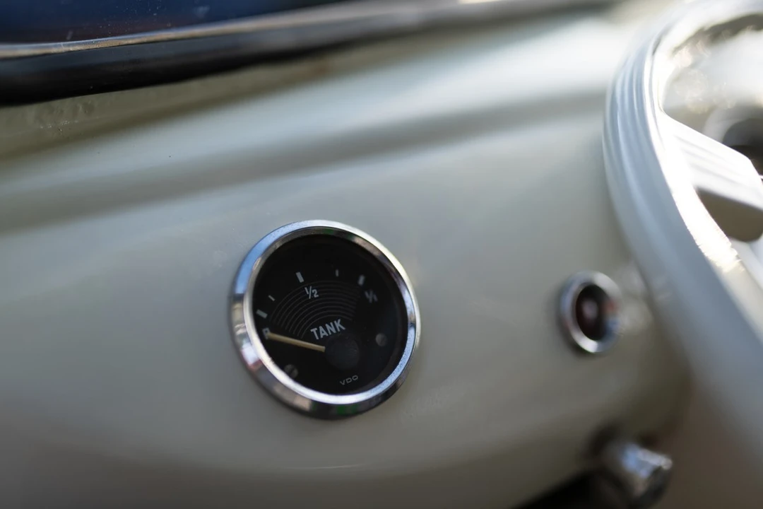 1964 Volkswagen Split-Window Camper - Image 27 of 30
