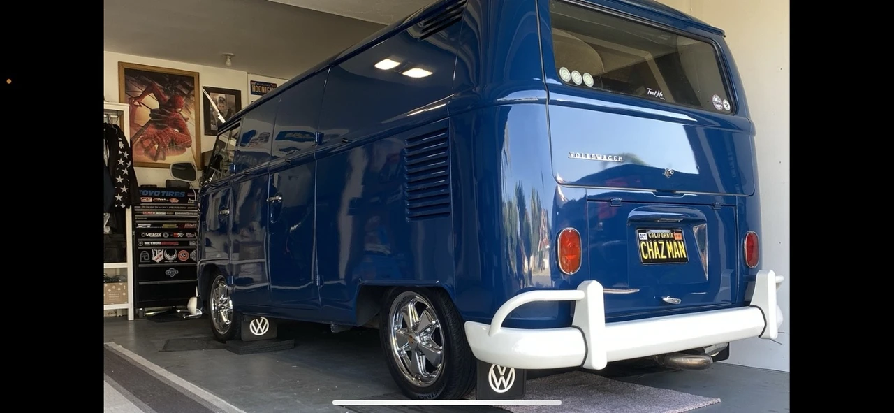 1964 Volkswagen Split-Window Bus - Image 20 of 21
