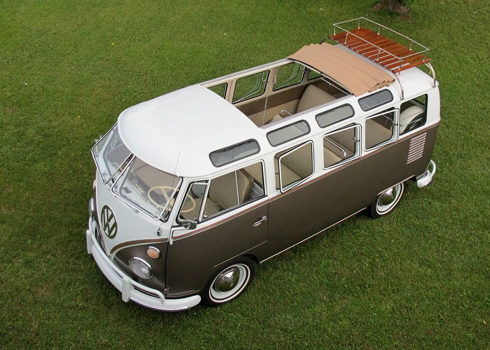 1964 Volkswagen Split-Window Bus - Image 18 of 31