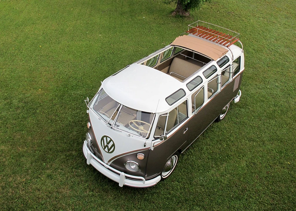 1964 Volkswagen Split-Window Bus - Image 19 of 31