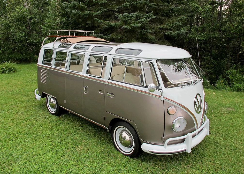 1964 Volkswagen Split-Window Bus - Image 24 of 31