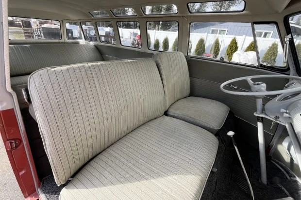 1964 Volkswagen Split-Window Bus - Image 4 of 7