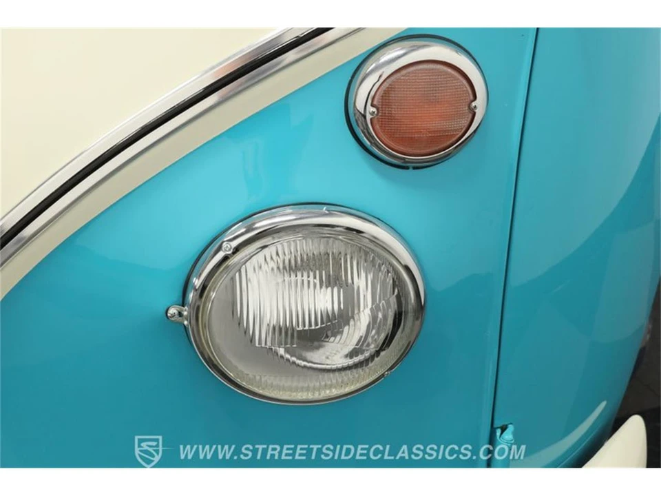 1964 Volkswagen Split-Window Bus - Image 20 of 31