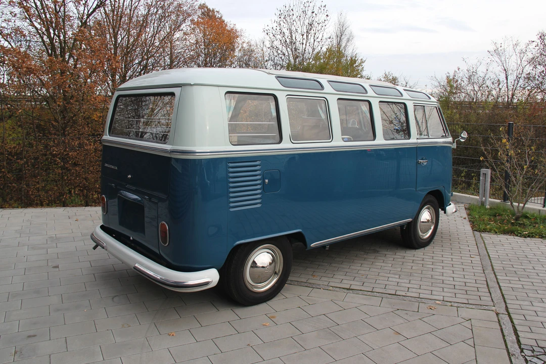 1964 Volkswagen Split-Window Bus - Image 5 of 23