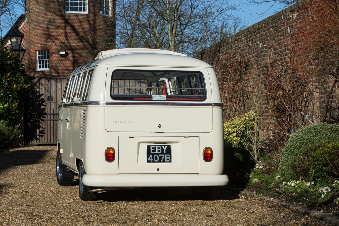 1964 Volkswagen Split-Window Bus - Image 25 of 25