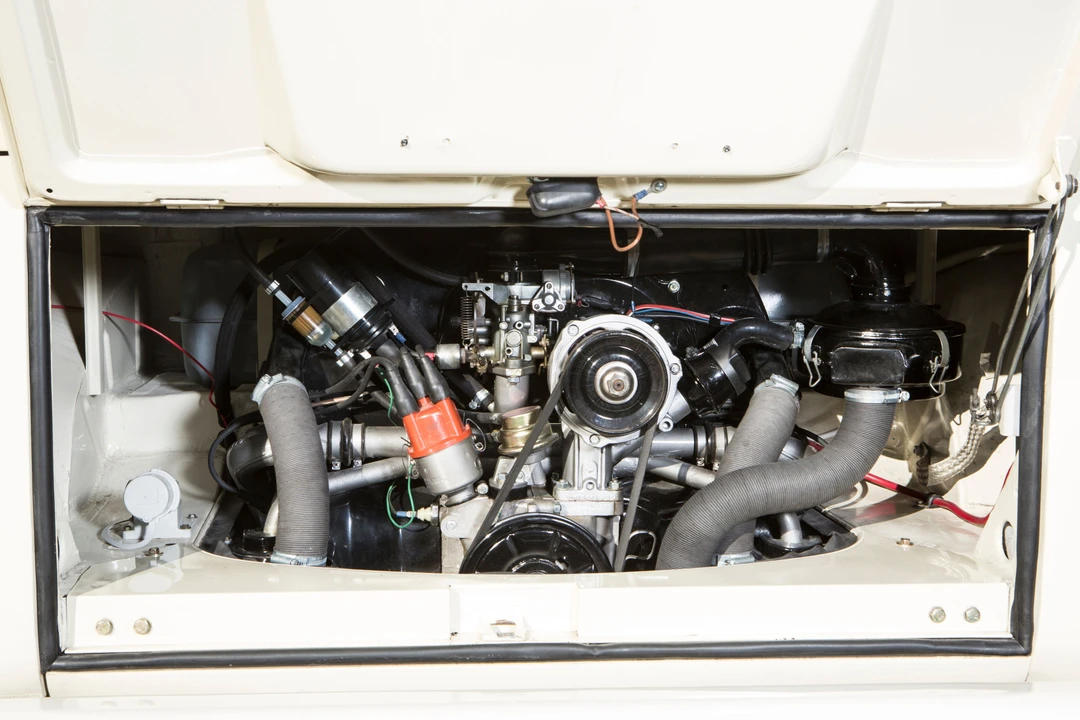 1964 Volkswagen Split-Window Bus - Image 8 of 25