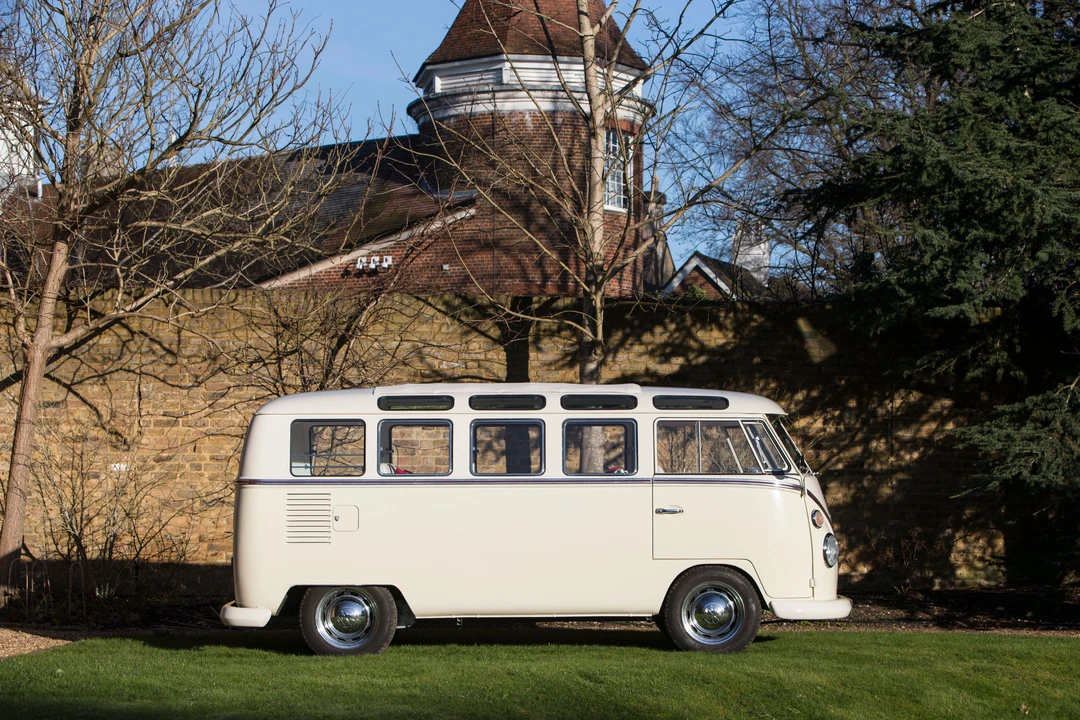 1964 Volkswagen Split-Window Bus - Image 9 of 25