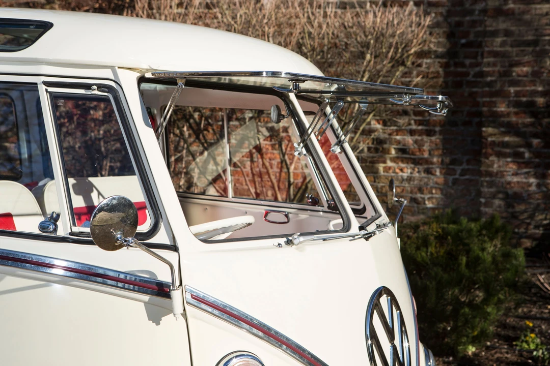 1964 Volkswagen Split-Window Bus - Image 16 of 25