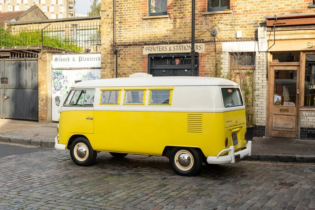 1964 Volkswagen Split-Window Camper - Image 20 of 30