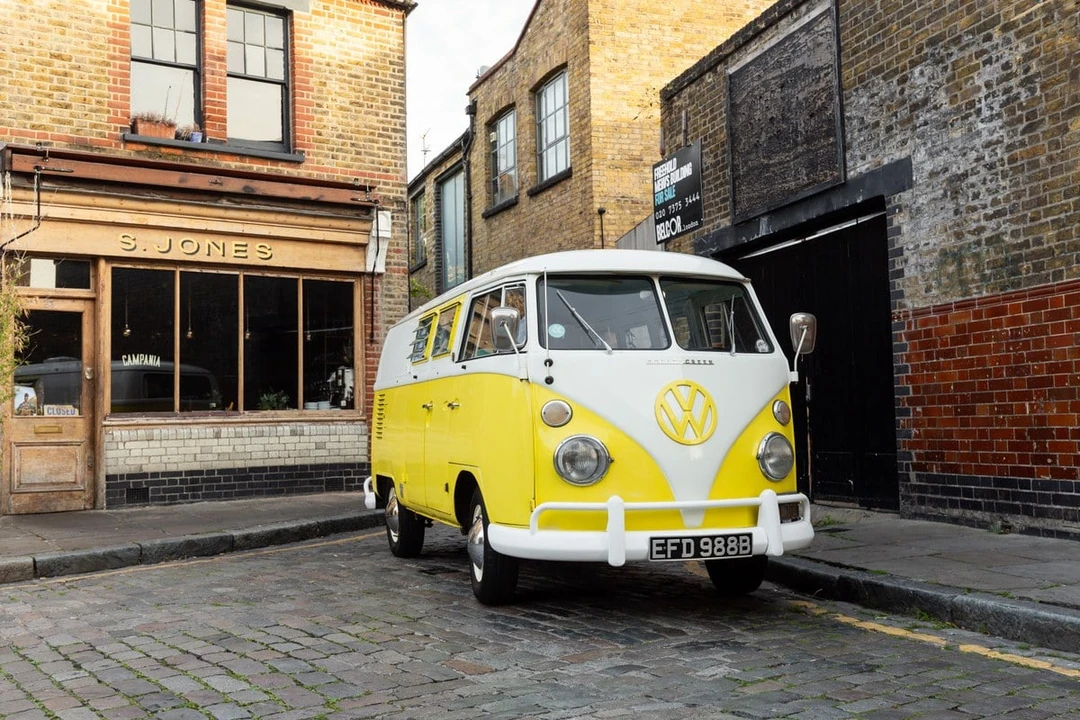 1964 Volkswagen Split-Window Camper - Image 4 of 30