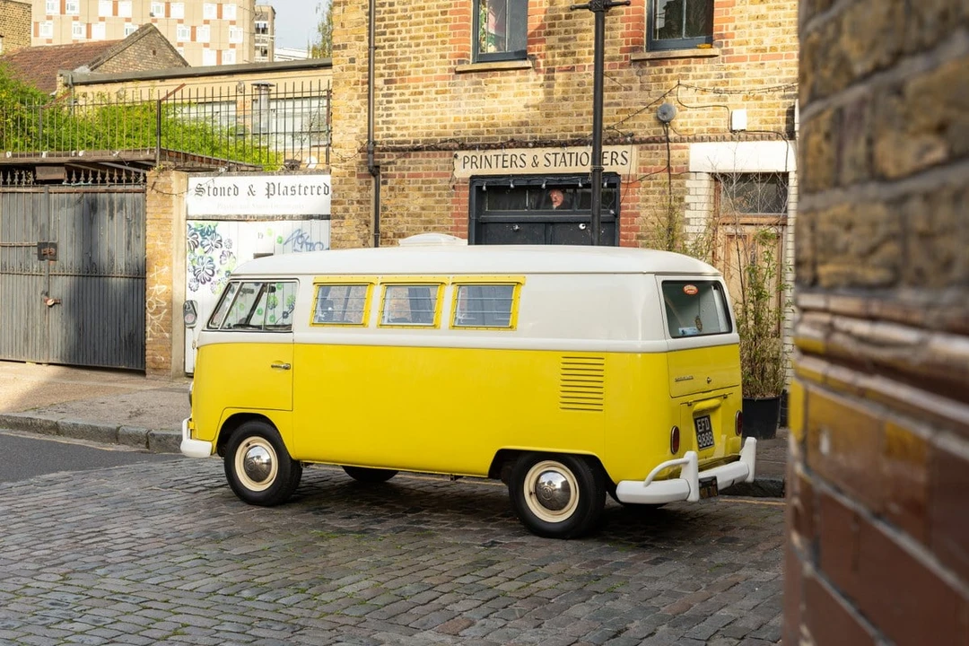 1964 Volkswagen Split-Window Camper - Image 19 of 30