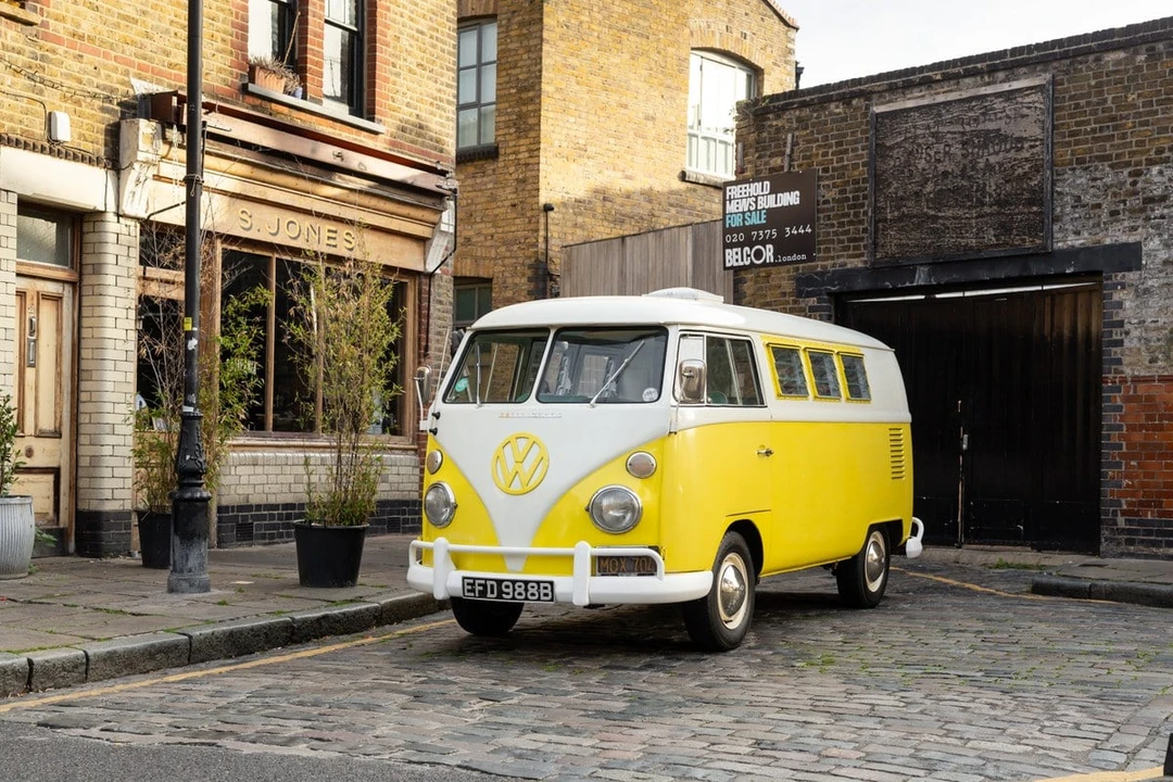 1964 Volkswagen Split-Window Camper - Image 17 of 30