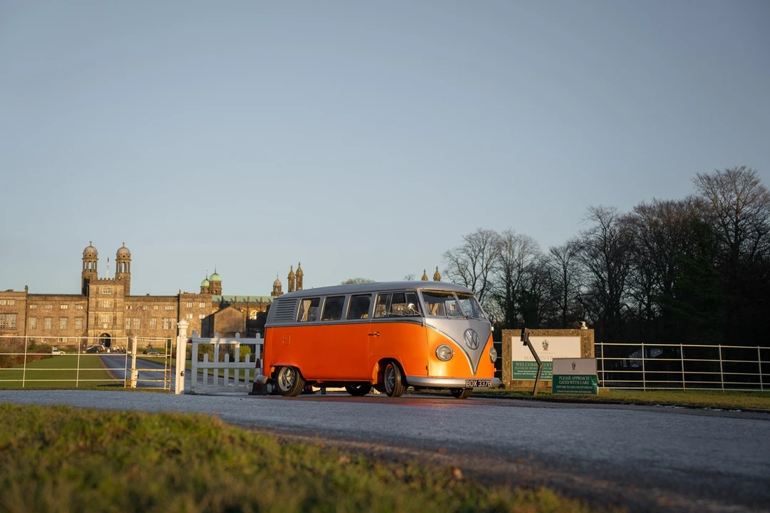 1964 Volkswagen Split-Window Bus - Image 15 of 30