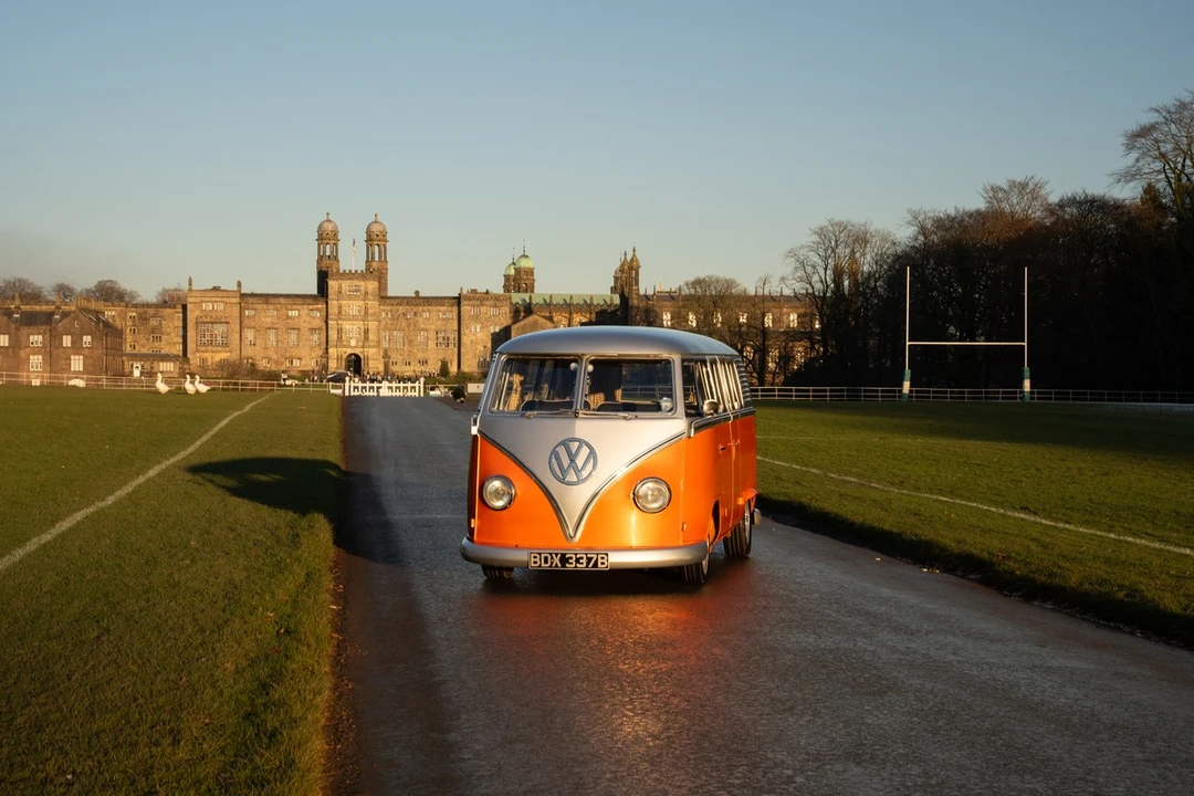 1964 Volkswagen Split-Window Bus - Image 8 of 30