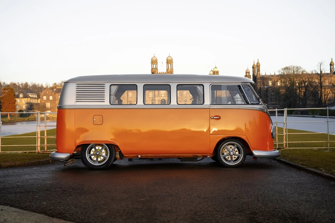 1964 Volkswagen Split-Window Bus - Image 18 of 30