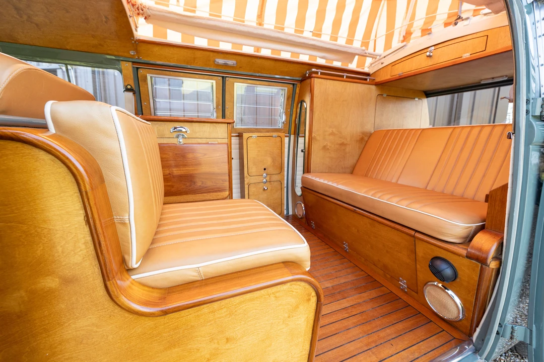 1964 Volkswagen Split-Window Camper - Image 25 of 29