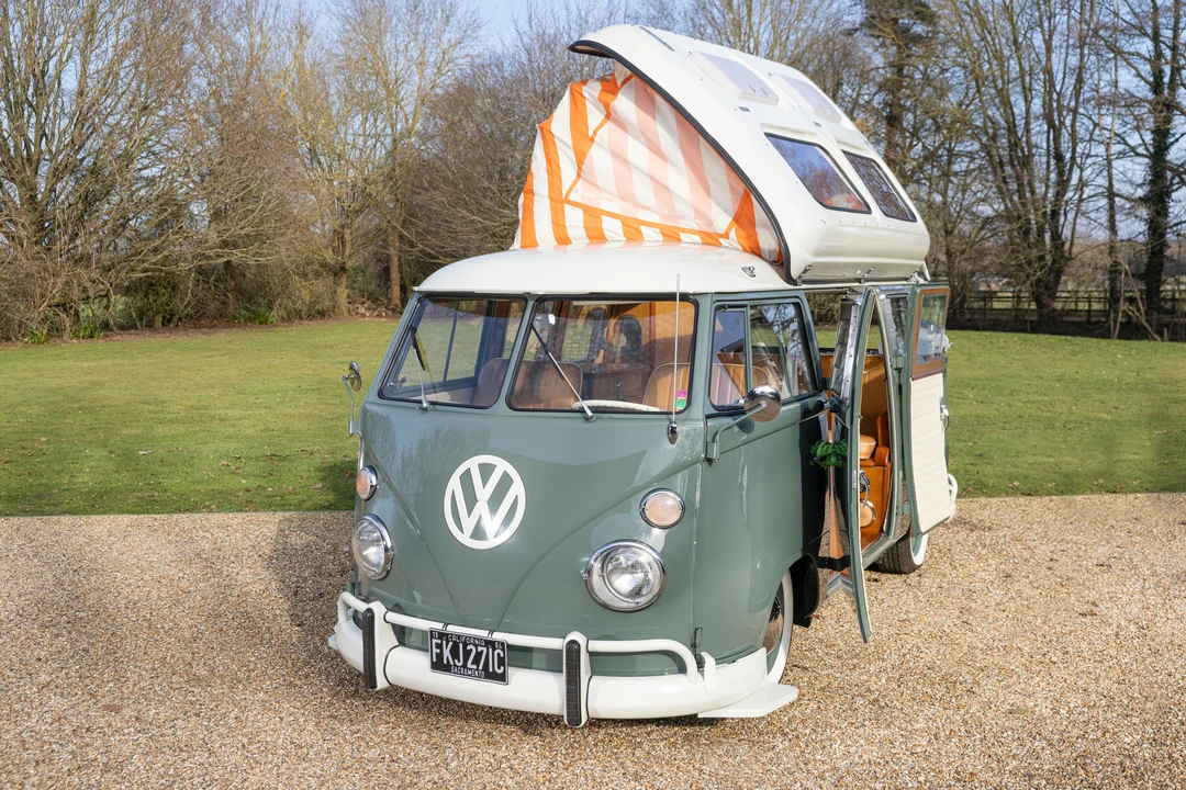 1964 Volkswagen Split-Window Camper - Image 4 of 29