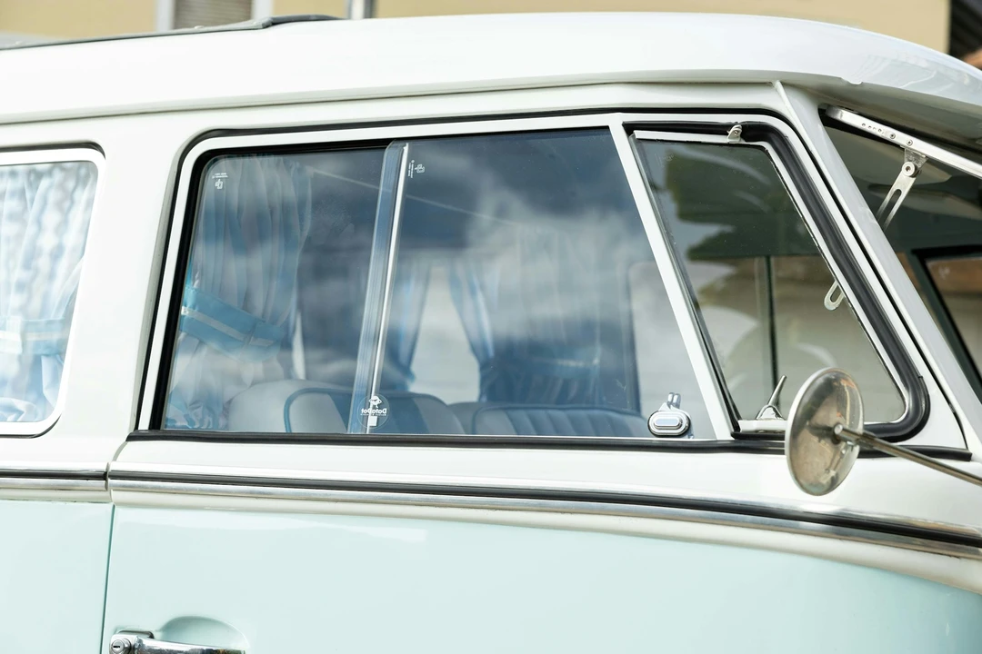 1964 Volkswagen Split-Window Bus - Image 11 of 21