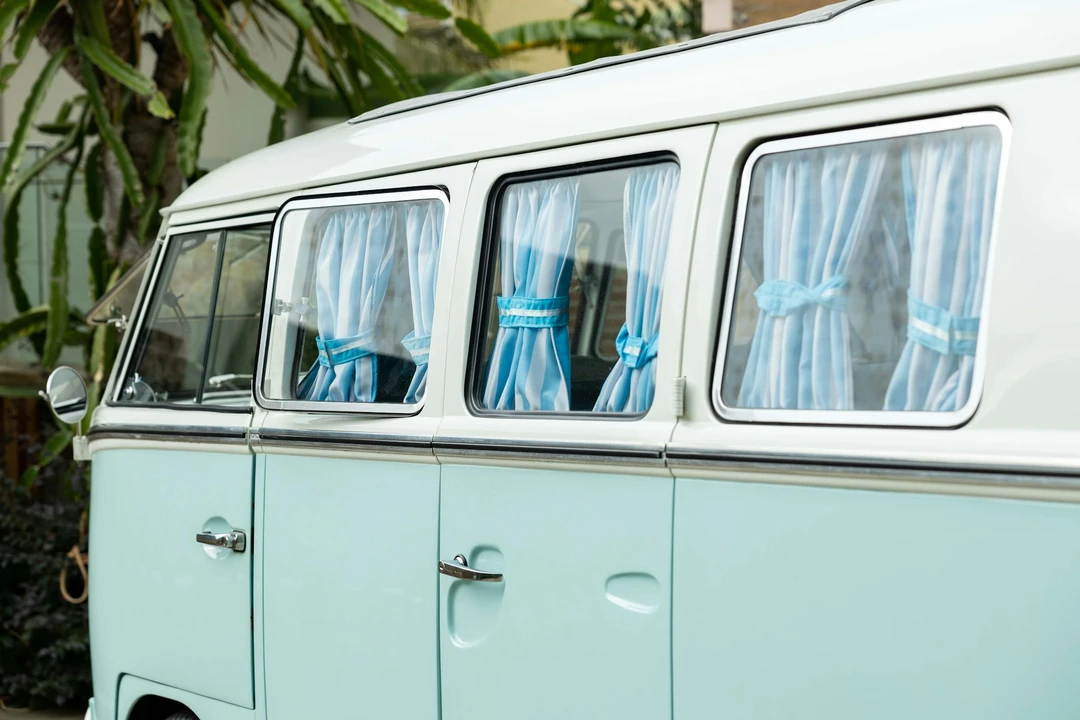 1964 Volkswagen Split-Window Bus - Image 21 of 21