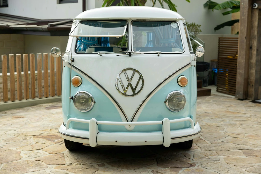 1964 Volkswagen Split-Window Bus - Image 10 of 21